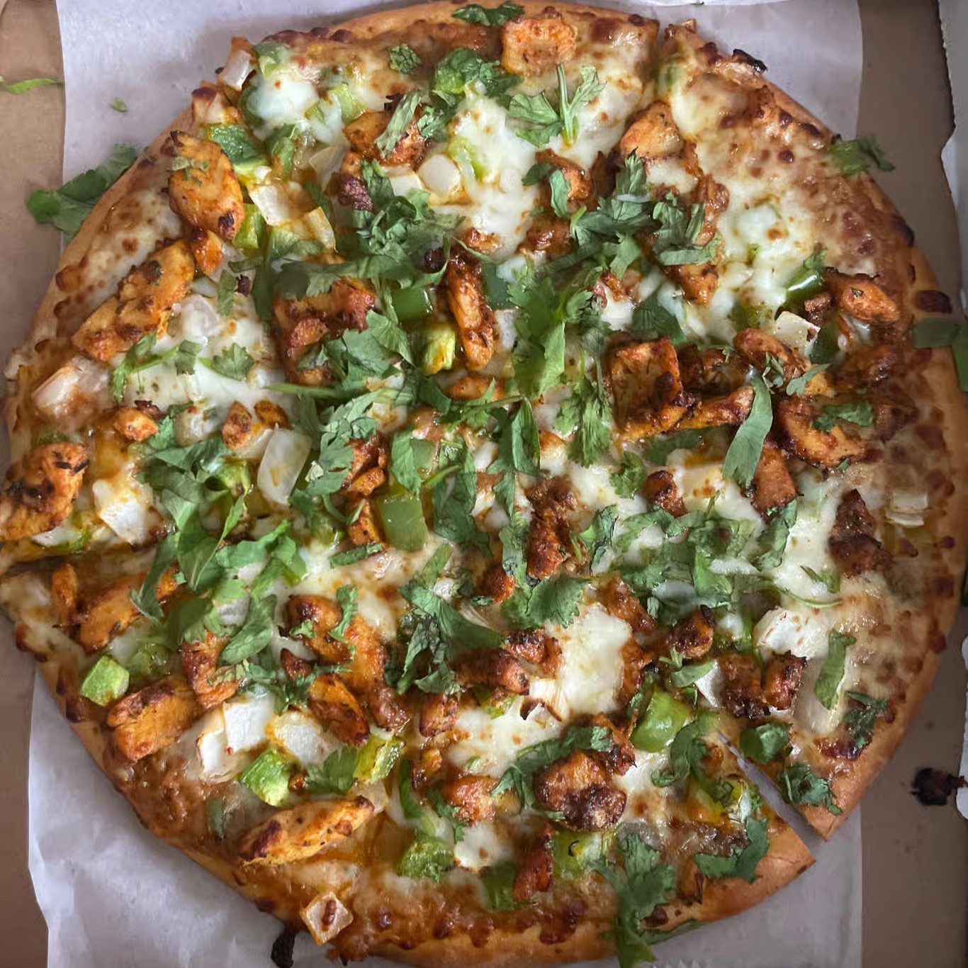 Bahubali Curry Chicken Pizza.